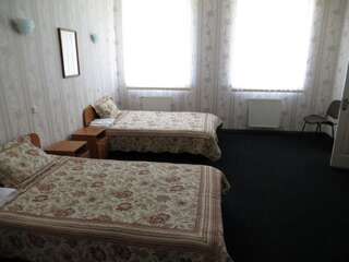 Отель Vershnyk Черкассы Стандартный двухместный номер с 2 отдельными кроватями-14